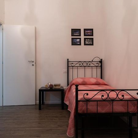 Hotel La Casa Di Alvy à Pescara Extérieur photo